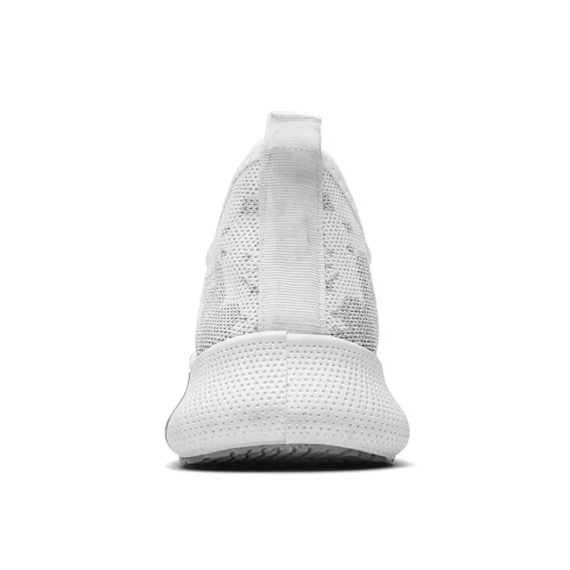 Mens printed white sports shoes/ runners