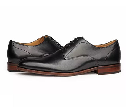 Classic mens italian derby laced style black leather shoe