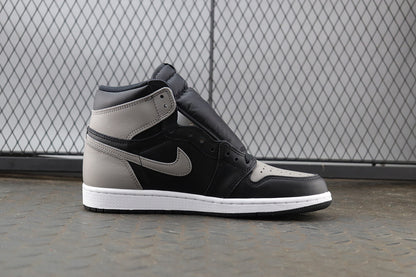 Mens Ankle white black sneakers