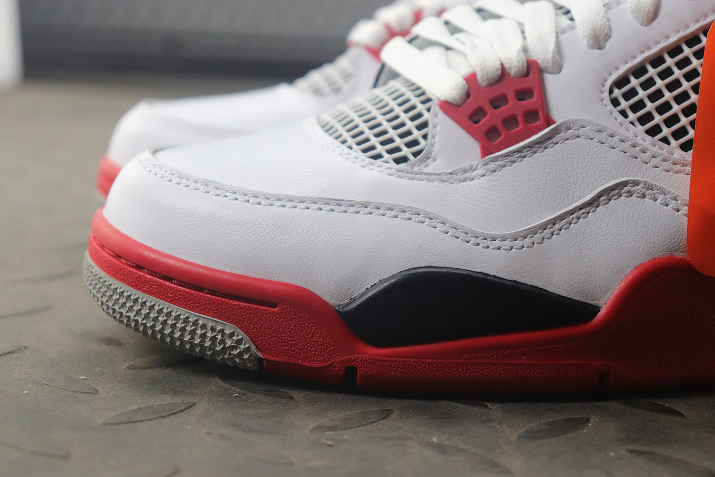 Mens Oreo 4s red white smart sneakers